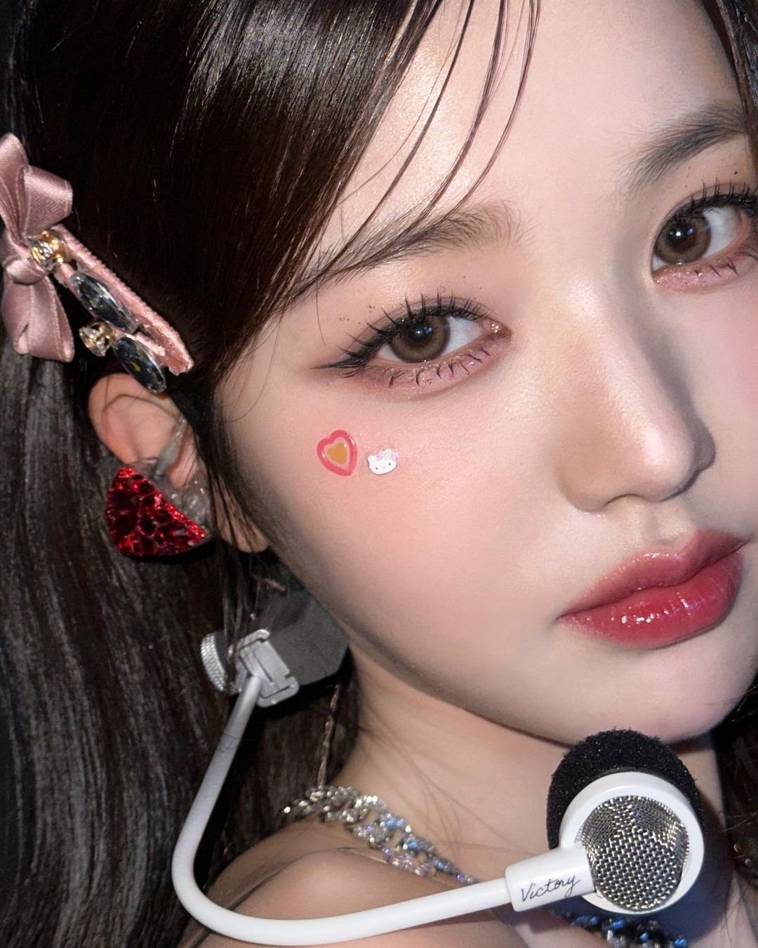 'forever young' lash clusters