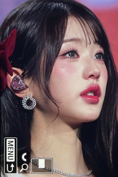 'FOREVER YOUNG' [ON STAGE] strip lashes